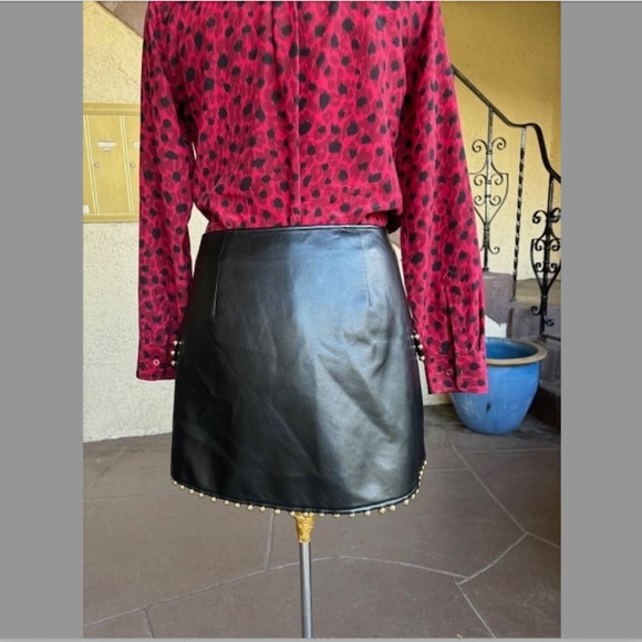 $425 JONATHAN SIMKHAI "Clayton" Studded Vegan Leather Mini Skirt NWOT/sz M - Picture 13 of 16